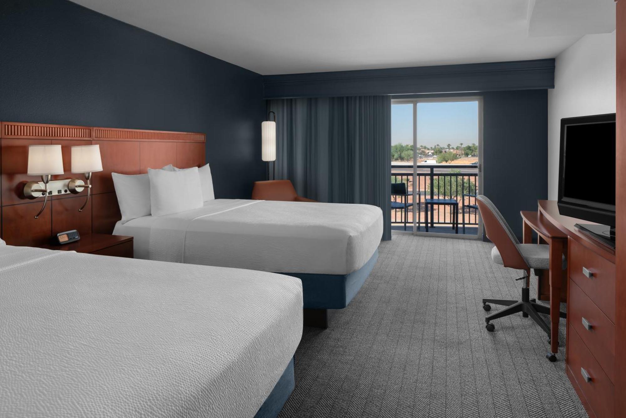 Courtyard By Marriott Phoenix West/Avondale Exterior photo